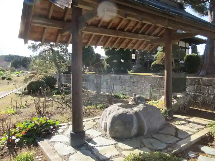 不動院の手水舎