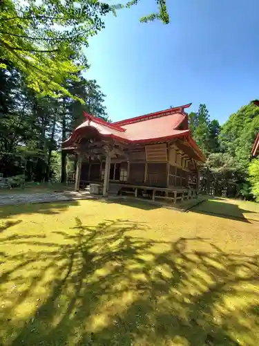 宇奈己呂和気神社の本殿