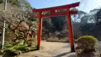 天開稲荷社の鳥居