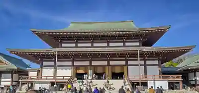 成田山新勝寺の本殿・本堂