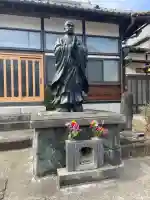 日宗寺 の{uncategorized: "未分類", other: "その他", undefined: "問題あり", building: "その他建物", grave: "お墓", sacred_gate: "鳥居", guardian: "狛犬", statue: "像", buddha: "仏像", history: "歴史", nature: "自然", garden: "庭園", animal: "動物", pagoda: "塔", temizu: "手水舎", mountain_gate: "山門・神門", sanctuary: "本殿・本堂", subordinate: "末社・摂社", art: "芸術", scenery: "景色", jizo: "地蔵", ema: "絵馬", goshuin: "御朱印", omikuji: "おみくじ", items: "授与品その他", amulet: "お守り", goshuincho: "御朱印帳", eats: "食事", festival: "お祭り", votive_dance: "神楽", shichigosan: "七五三参", wedding: "結婚式", experience: "体験その他", initially: "初詣", around: "周辺", anti_infection: "感染症対策"}