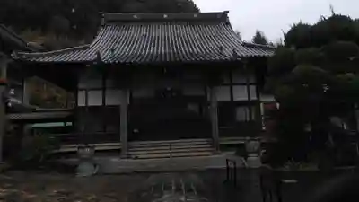 薬王寺の本殿・本堂