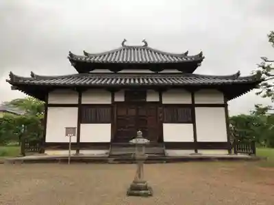 法起寺の本殿・本堂