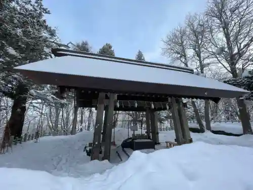 上川神社の手水舎