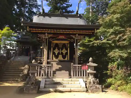 武蔵御嶽神社の末社・摂社