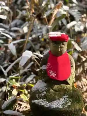 山賊魂稲成神社の{uncategorized: "未分類", other: "その他", undefined: "問題あり", building: "その他建物", grave: "お墓", sacred_gate: "鳥居", guardian: "狛犬", statue: "像", buddha: "仏像", history: "歴史", nature: "自然", garden: "庭園", animal: "動物", pagoda: "塔", temizu: "手水舎", mountain_gate: "山門・神門", sanctuary: "本殿・本堂", subordinate: "末社・摂社", art: "芸術", scenery: "景色", jizo: "地蔵", ema: "絵馬", goshuin: "御朱印", omikuji: "おみくじ", items: "授与品その他", amulet: "お守り", goshuincho: "御朱印帳", eats: "食事", festival: "お祭り", votive_dance: "神楽", shichigosan: "七五三参", wedding: "結婚式", experience: "体験その他", initially: "初詣", around: "周辺", anti_infection: "感染症対策"}