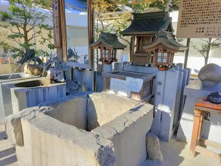 真清田神社の末社・摂社