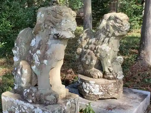 饗庭神社の狛犬