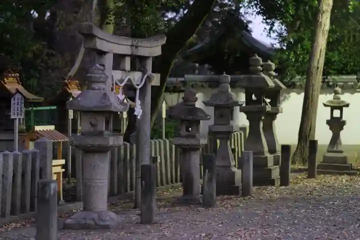 泉穴師神社のその他建物