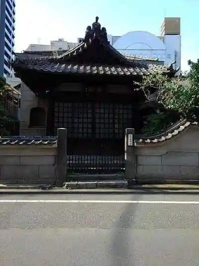 蓮城寺の本殿
