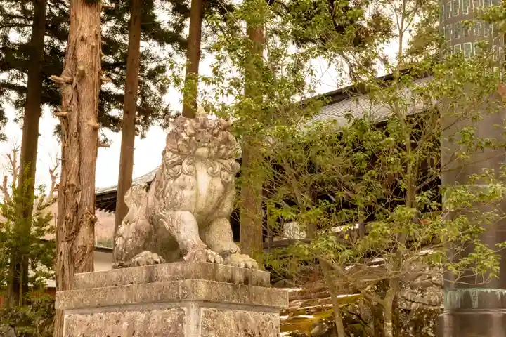 諏訪大社上社前宮(長野県)