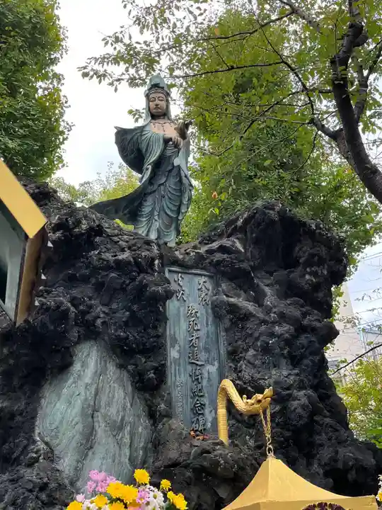 吉原弁財天本宮(吉原神社奥宮)(東京都)