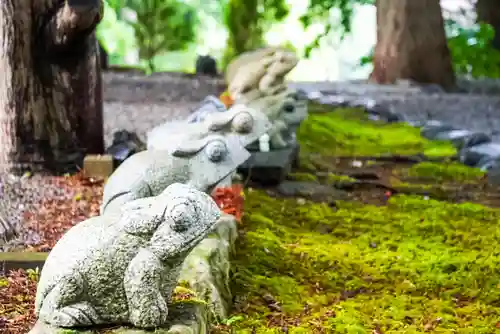 尻岸内八幡神社の像