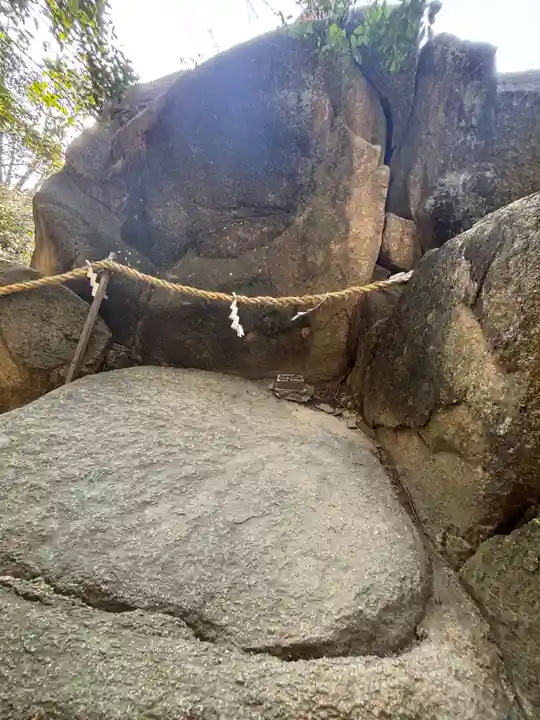 越木岩神社(兵庫県)