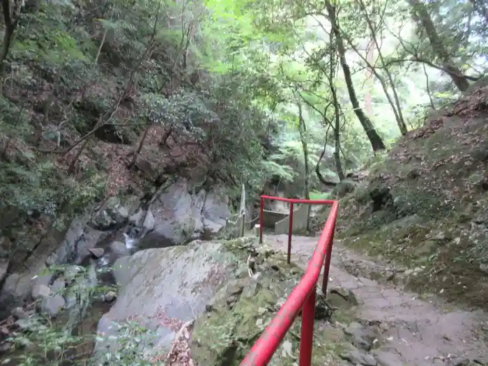 大本山七宝瀧寺の建物その他