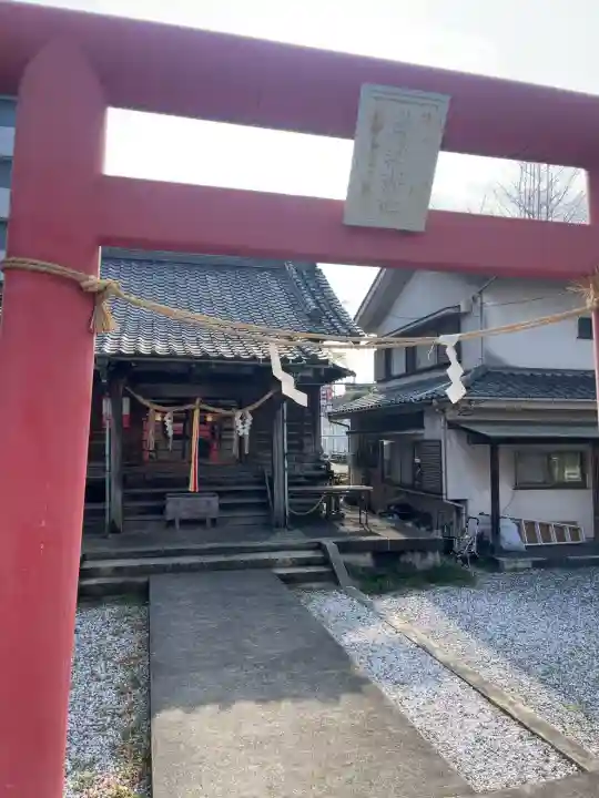 岡野神社の{uncategorized: "未分類", other: "その他", undefined: "問題あり", building: "その他建物", grave: "お墓", sacred_gate: "鳥居", guardian: "狛犬", statue: "像", buddha: "仏像", history: "歴史", nature: "自然", garden: "庭園", animal: "動物", pagoda: "塔", temizu: "手水舎", mountain_gate: "山門・神門", sanctuary: "本殿・本堂", subordinate: "末社・摂社", art: "芸術", scenery: "景色", jizo: "地蔵", ema: "絵馬", goshuin: "御朱印", omikuji: "おみくじ", items: "授与品その他", amulet: "お守り", goshuincho: "御朱印帳", eats: "食事", festival: "お祭り", votive_dance: "神楽", shichigosan: "七五三参", wedding: "結婚式", experience: "体験その他", initially: "初詣", around: "周辺", anti_infection: "感染症対策"}