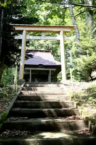 湯岱稲荷神社(北海道)