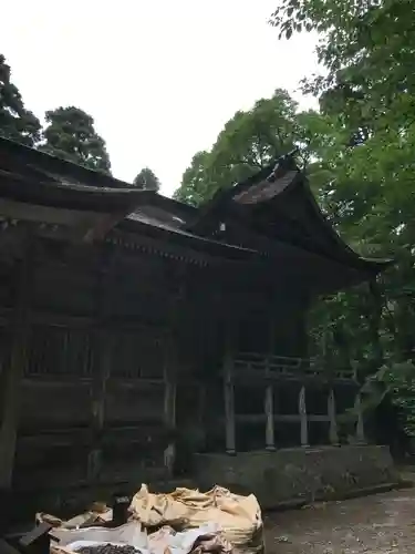 下山神社の本殿