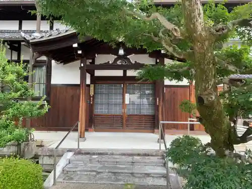 宝泉寺の本殿・本堂