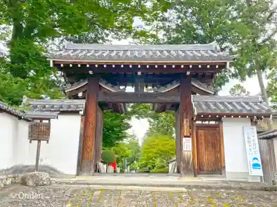 多田神社の山門・神門