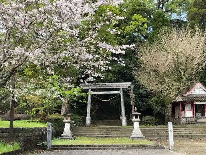 照日神社のその他建物