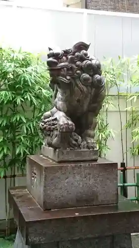 烏森神社の狛犬