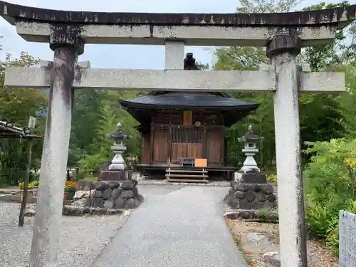 秋葉神社の鳥居