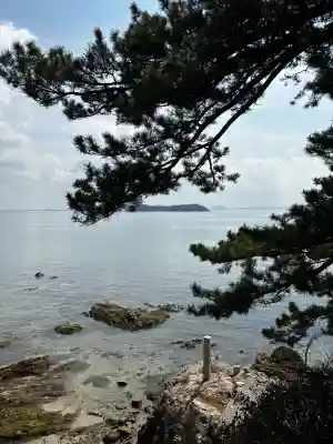 八百富神社の{uncategorized: "未分類", other: "その他", undefined: "問題あり", building: "その他建物", grave: "お墓", sacred_gate: "鳥居", guardian: "狛犬", statue: "像", buddha: "仏像", history: "歴史", nature: "自然", garden: "庭園", animal: "動物", pagoda: "塔", temizu: "手水舎", mountain_gate: "山門・神門", sanctuary: "本殿・本堂", subordinate: "末社・摂社", art: "芸術", scenery: "景色", jizo: "地蔵", ema: "絵馬", goshuin: "御朱印", omikuji: "おみくじ", items: "授与品その他", amulet: "お守り", goshuincho: "御朱印帳", eats: "食事", festival: "お祭り", votive_dance: "神楽", shichigosan: "七五三参", wedding: "結婚式", experience: "体験その他", initially: "初詣", around: "周辺", anti_infection: "感染症対策"}
