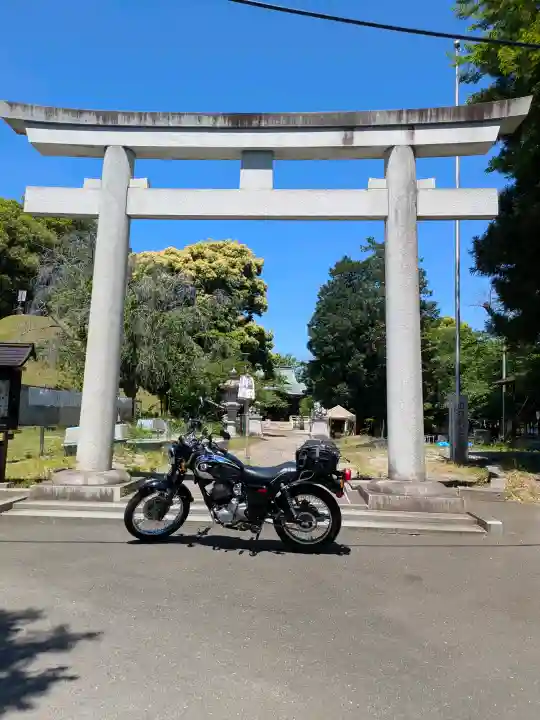 東沼神社の{uncategorized: "未分類", other: "その他", undefined: "問題あり", building: "その他建物", grave: "お墓", sacred_gate: "鳥居", guardian: "狛犬", statue: "像", buddha: "仏像", history: "歴史", nature: "自然", garden: "庭園", animal: "動物", pagoda: "塔", temizu: "手水舎", mountain_gate: "山門・神門", sanctuary: "本殿・本堂", subordinate: "末社・摂社", art: "芸術", scenery: "景色", jizo: "地蔵", ema: "絵馬", goshuin: "御朱印", omikuji: "おみくじ", items: "授与品その他", amulet: "お守り", goshuincho: "御朱印帳", eats: "食事", festival: "お祭り", votive_dance: "神楽", shichigosan: "七五三参", wedding: "結婚式", experience: "体験その他", initially: "初詣", around: "周辺", anti_infection: "感染症対策"}
