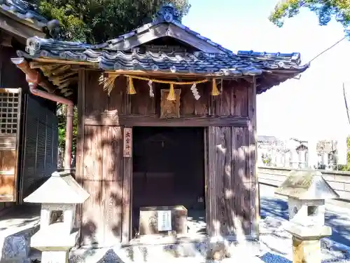 豊川進雄神社の末社・摂社