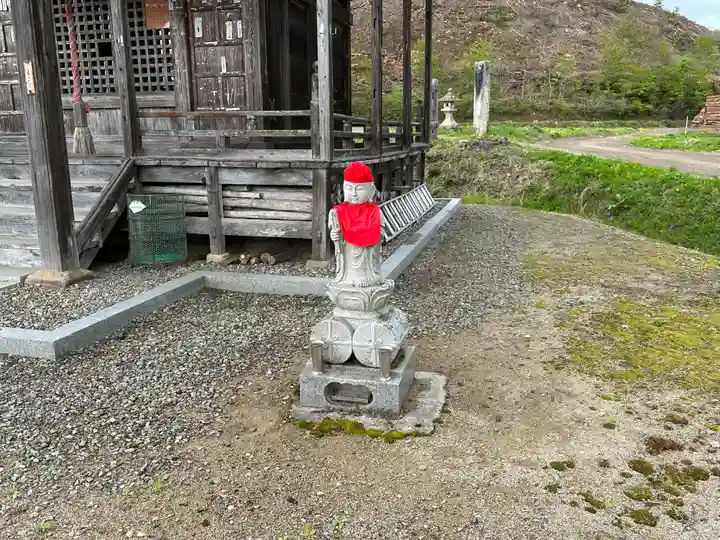 龍性院(赤芝観音)(山形県)