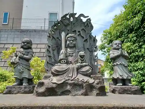 瑠璃光寺(埼玉県)