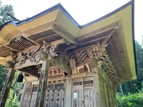 赤留大宝院不動堂の本殿・本堂