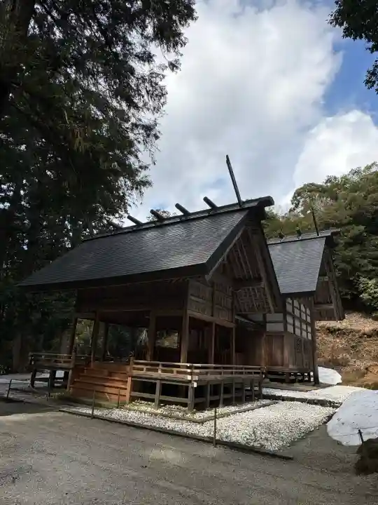 比沼麻奈為神社の{uncategorized: "未分類", other: "その他", undefined: "問題あり", building: "その他建物", grave: "お墓", sacred_gate: "鳥居", guardian: "狛犬", statue: "像", buddha: "仏像", history: "歴史", nature: "自然", garden: "庭園", animal: "動物", pagoda: "塔", temizu: "手水舎", mountain_gate: "山門・神門", sanctuary: "本殿・本堂", subordinate: "末社・摂社", art: "芸術", scenery: "景色", jizo: "地蔵", ema: "絵馬", goshuin: "御朱印", omikuji: "おみくじ", items: "授与品その他", amulet: "お守り", goshuincho: "御朱印帳", eats: "食事", festival: "お祭り", votive_dance: "神楽", shichigosan: "七五三参", wedding: "結婚式", experience: "体験その他", initially: "初詣", around: "周辺", anti_infection: "感染症対策"}