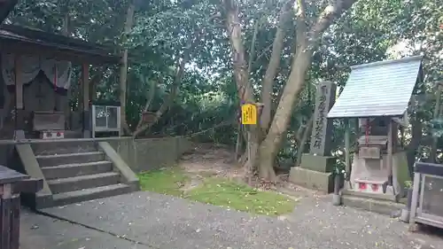 多鯰ヶ池弁天宮(鳥取県)