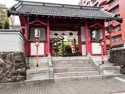 仙台大神宮の山門・神門