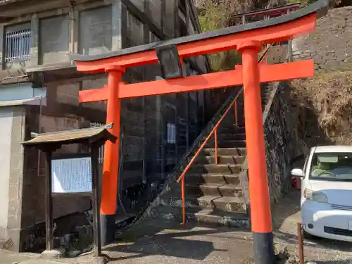 岩下火伏稲荷神社の鳥居