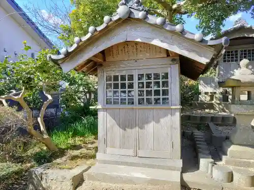 加美地蔵堂の末社・摂社