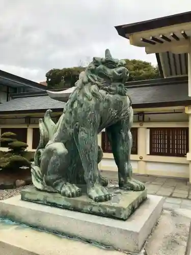 愛知縣護國神社の狛犬