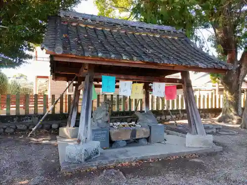 八所神社（八所社）の手水舎