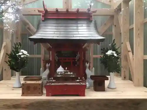 鏡山稲荷神社の末社