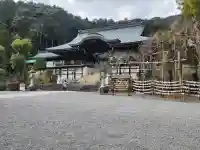 近江神宮の{uncategorized: "未分類", other: "その他", undefined: "問題あり", building: "その他建物", grave: "お墓", sacred_gate: "鳥居", guardian: "狛犬", statue: "像", buddha: "仏像", history: "歴史", nature: "自然", garden: "庭園", animal: "動物", pagoda: "塔", temizu: "手水舎", mountain_gate: "山門・神門", sanctuary: "本殿・本堂", subordinate: "末社・摂社", art: "芸術", scenery: "景色", jizo: "地蔵", ema: "絵馬", goshuin: "御朱印", omikuji: "おみくじ", items: "授与品その他", amulet: "お守り", goshuincho: "御朱印帳", eats: "食事", festival: "お祭り", votive_dance: "神楽", shichigosan: "七五三参", wedding: "結婚式", experience: "体験その他", initially: "初詣", around: "周辺", anti_infection: "感染症対策"}