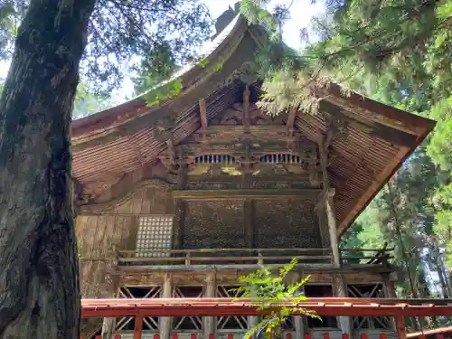 涼ケ岡八幡神社の本殿