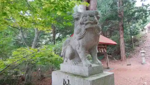 十勝神社の狛犬