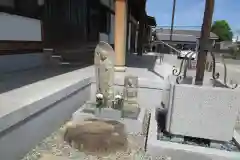 宝泉寺の地蔵