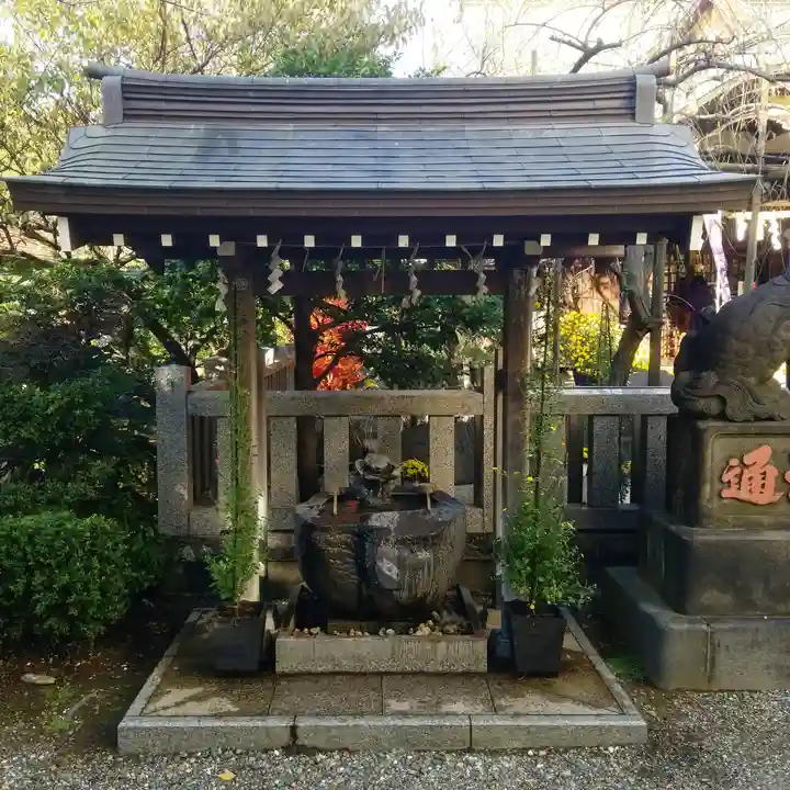 牛天神北野神社の手水舎