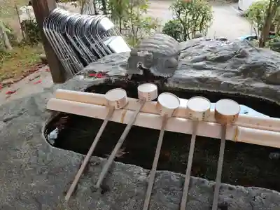 等彌神社の手水舎