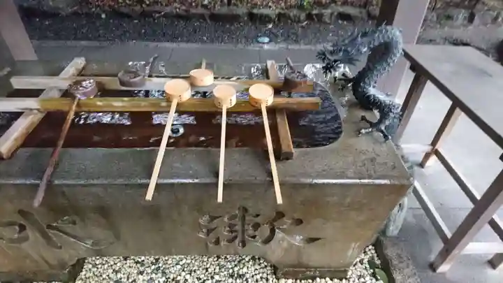 氷上姉子神社(熱田神宮摂社)の手水舎