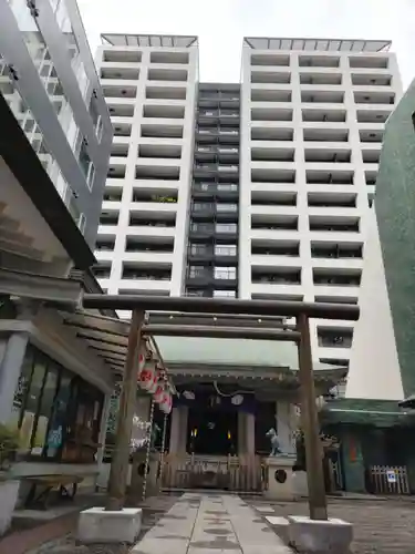 宮益御嶽神社の鳥居