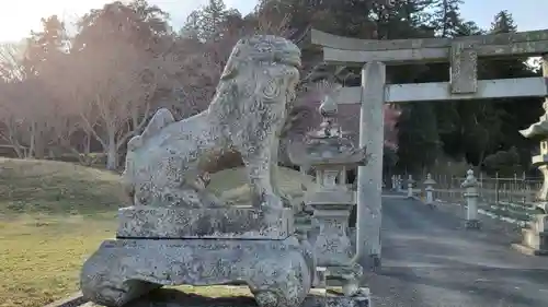 岩戸見神社の狛犬